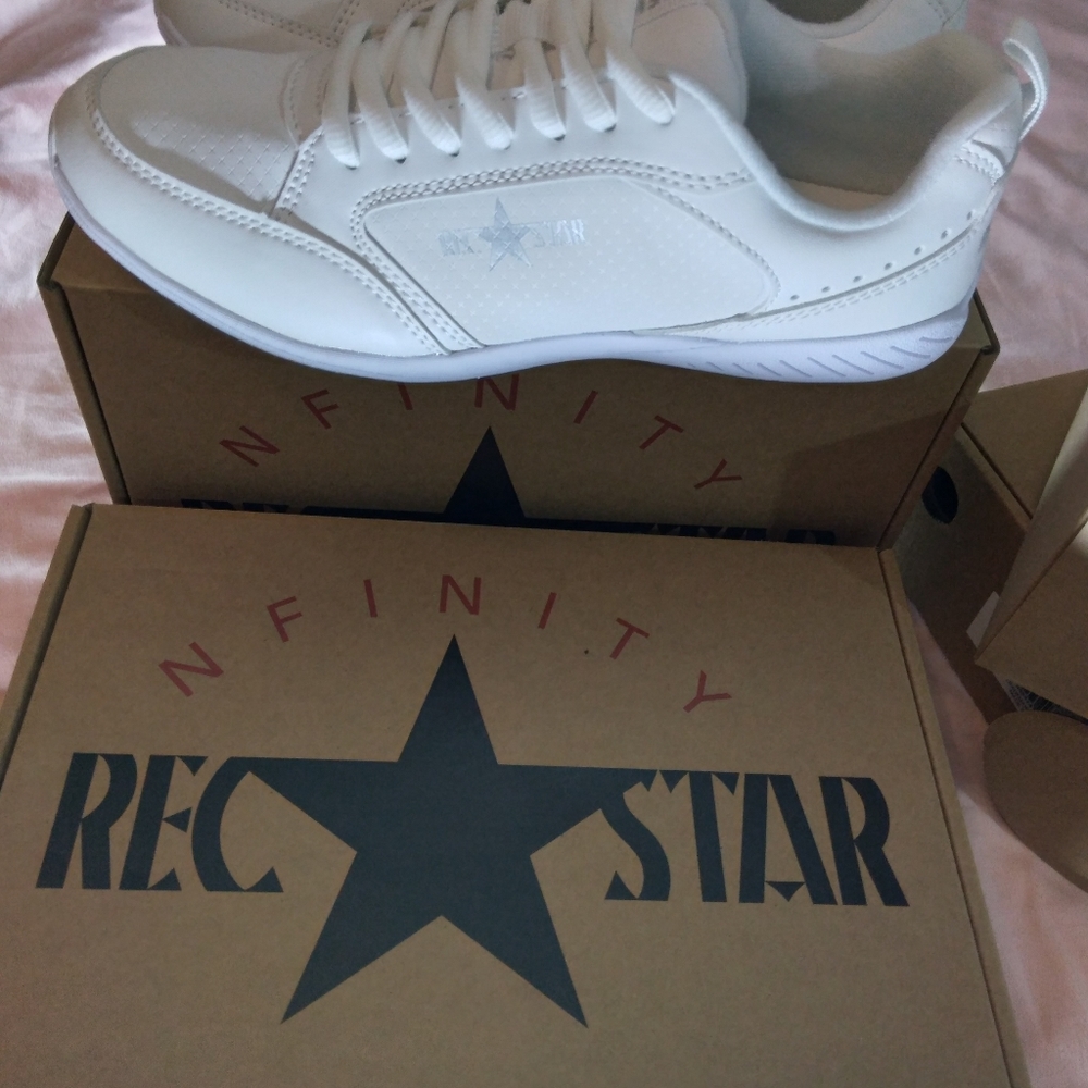 Size (8) Nfinity cheer shoes  10"Long x 3"1/2 Wide x heel 2"1/2 Wide* In… - Picture 5 of 5